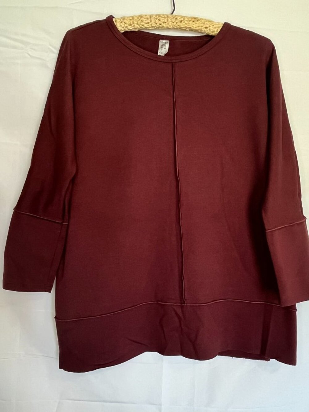 Spanx Air Essentials Crewneck Womens Sweatshirt Burgundy Wine Minimalist Small